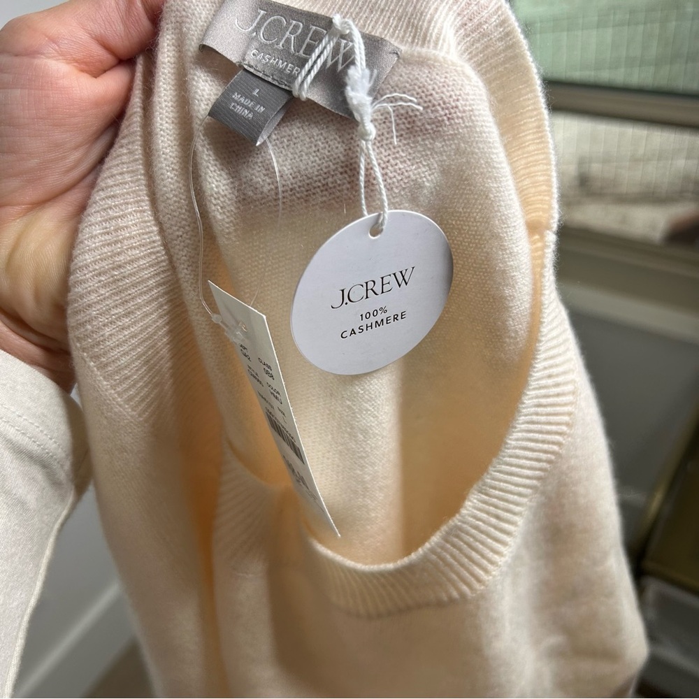 NWT J. Crew 100% Cashmere Relaxed Fit Sweater Vest in Heather Muslin Size Large - Picture 10 of 15